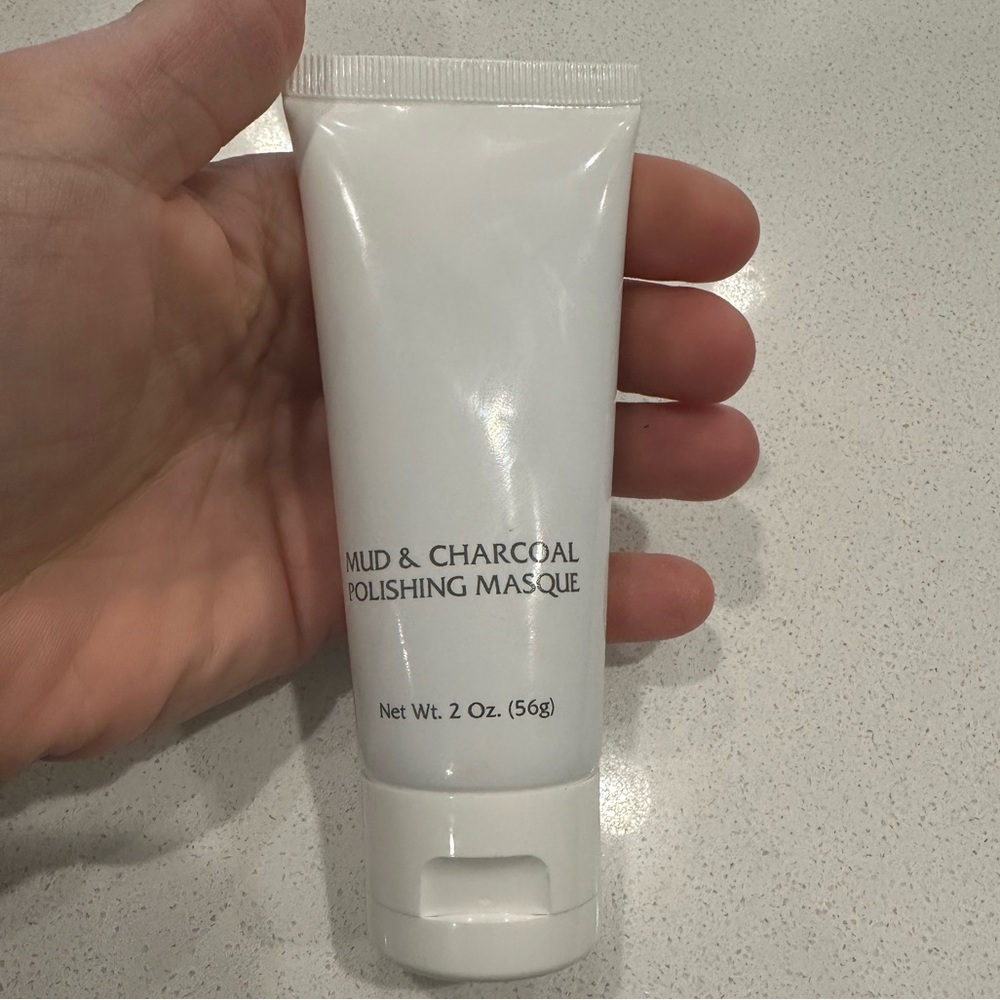 YG Labs Mud & Charcoal Polishing Mask